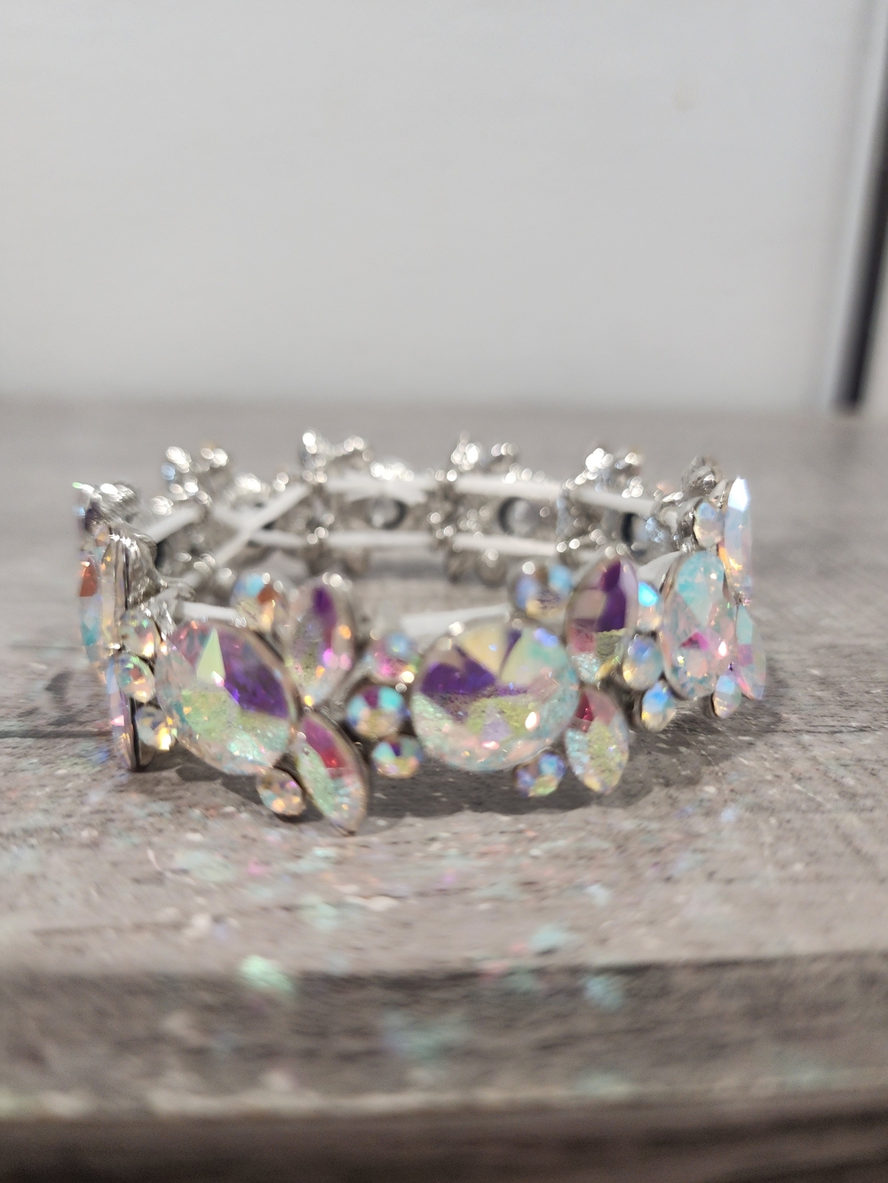 Aurora Crystal Stretch Bracelet - Iridescent